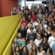 Gruppenfoto der Schüler auf der Stiege im ArsElectronicaCenter