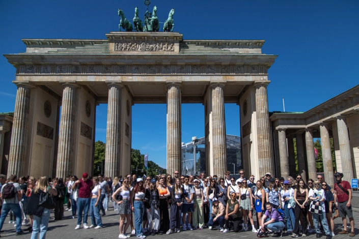 vor dem Brandenburger Tor