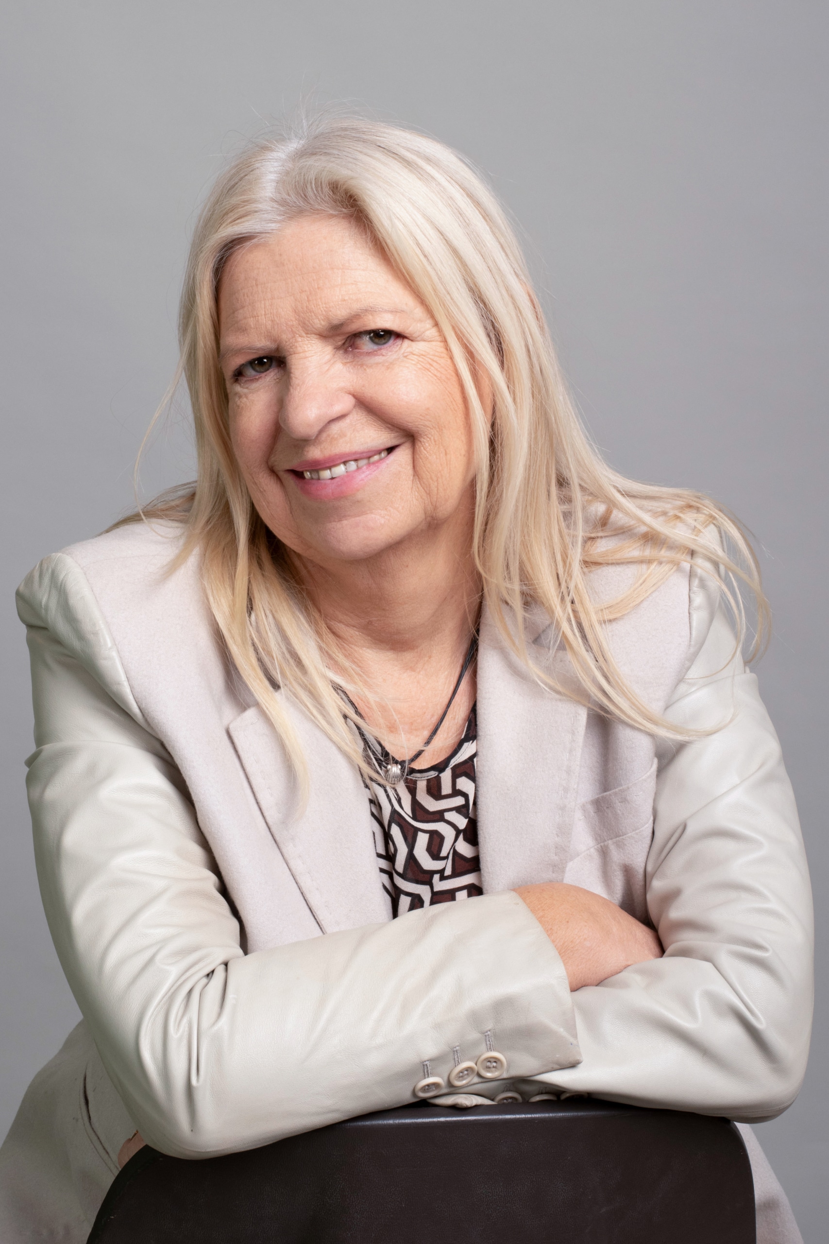 Mag. Birgit KAHLIG