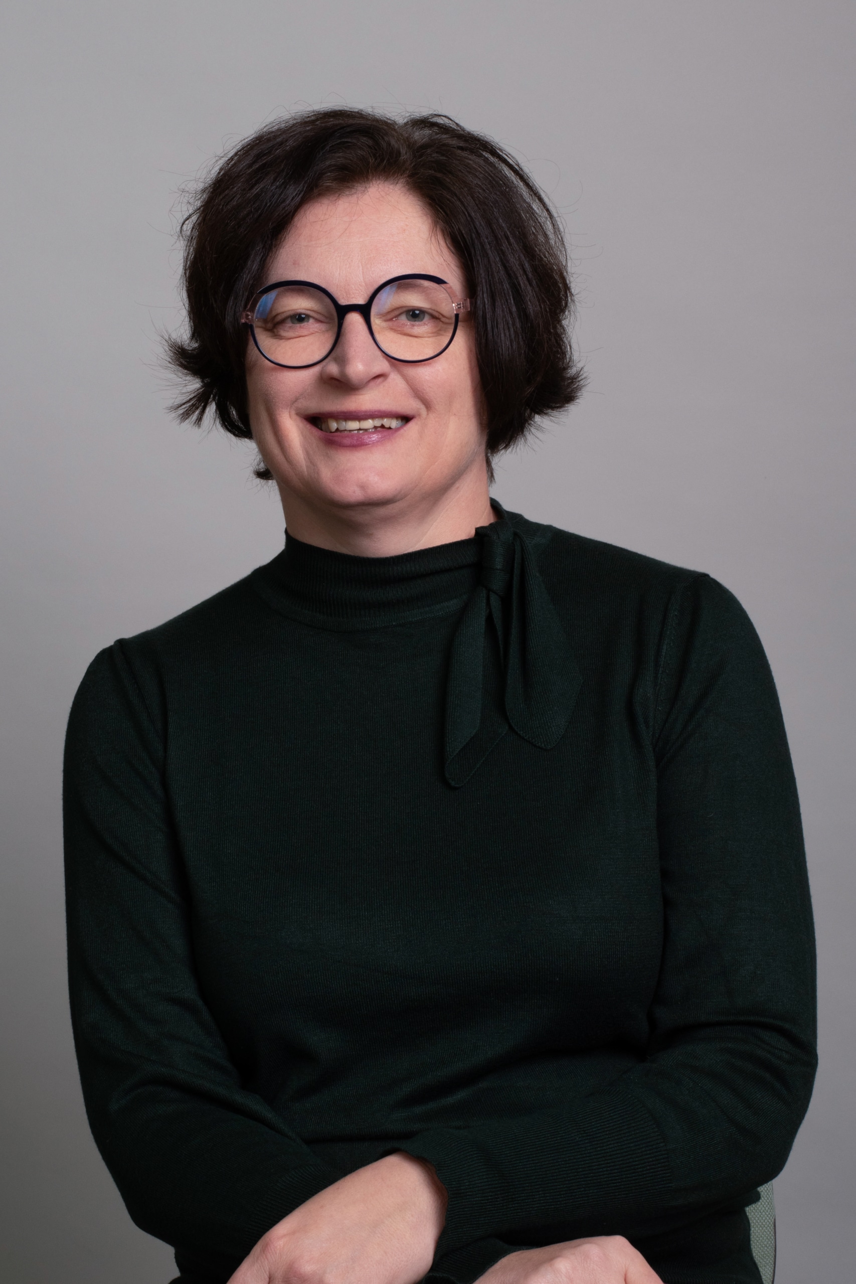 Mag. Hannelore SIX